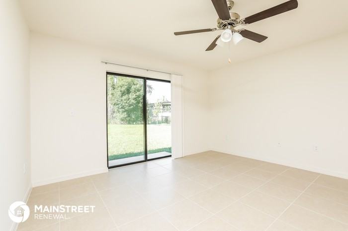 35709 Rose Moss Avenue - Photo 3 of 16