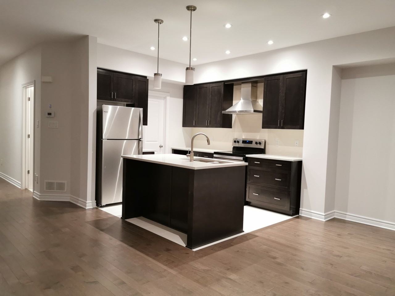 530 Triangle - Photo 2 of 7