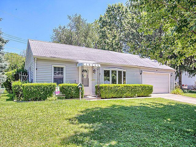 1416 Winding Ln - Photo 2 of 28