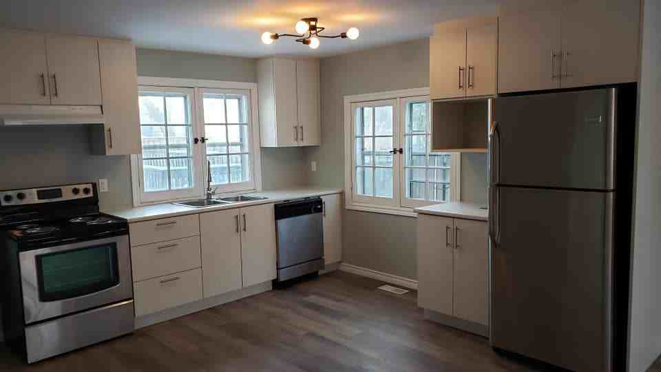 257 Pine Beach Drive - Photo 3 of 6