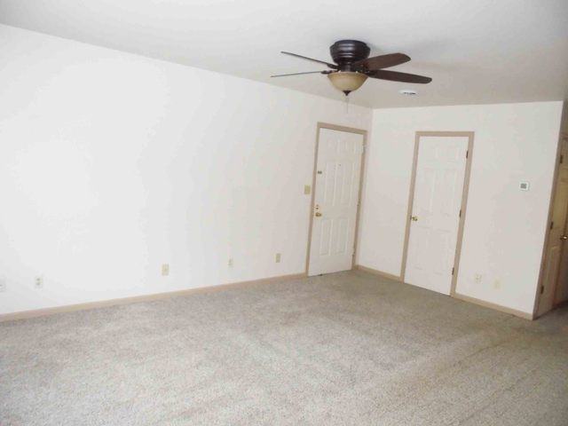 335 S Main St - Photo 3 of 10