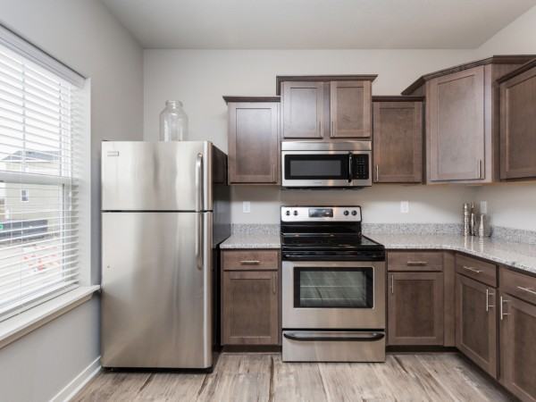 Cove at Kettlestone Townhomes Apartments 1356 Se Dr, Waukee