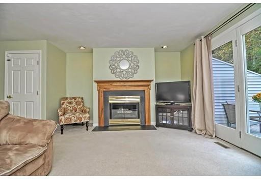 283 E Main St - Photo 3 of 24