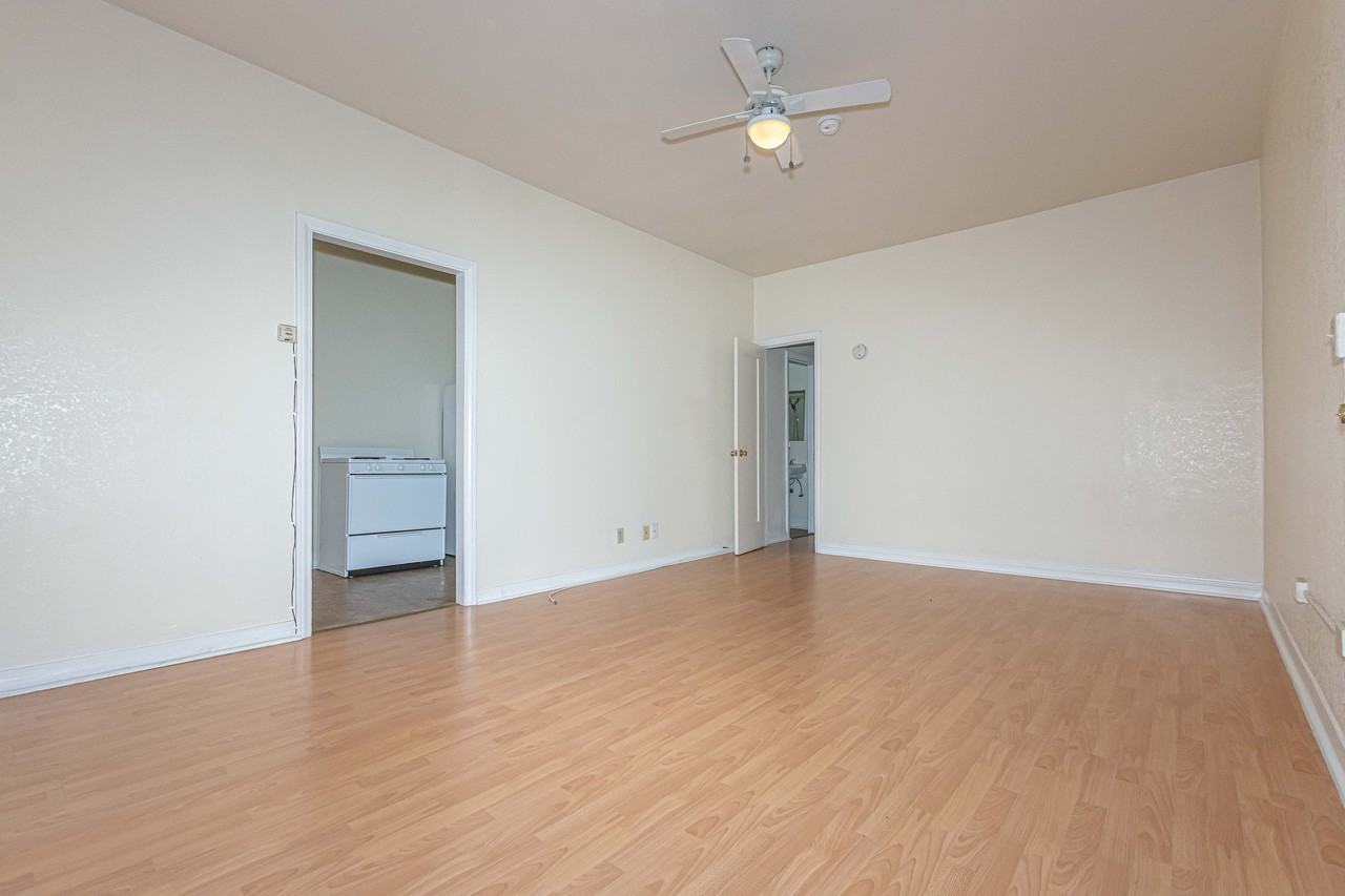 Pacific 1200 Hoover - Photo 5 of 12