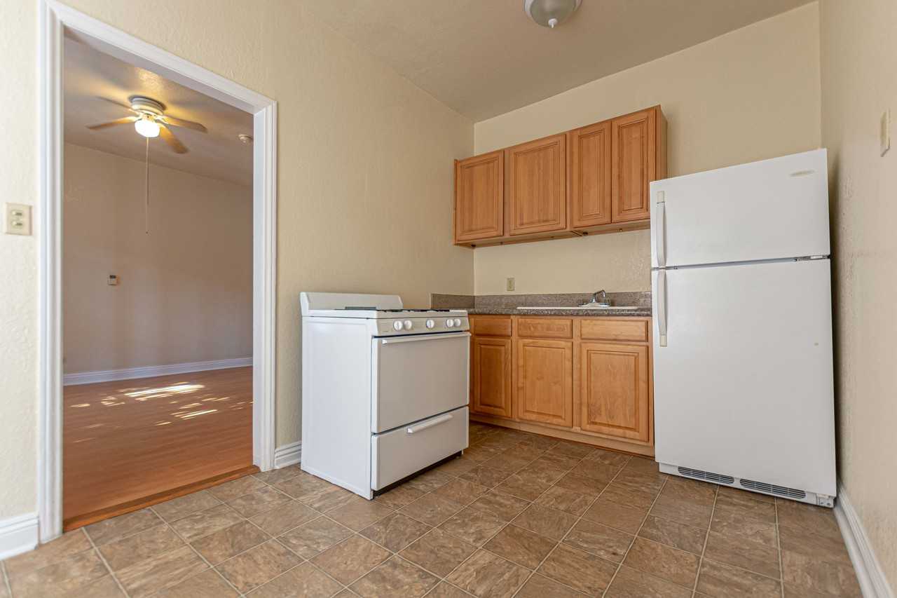 Pacific 1200 Hoover - Photo 7 of 12