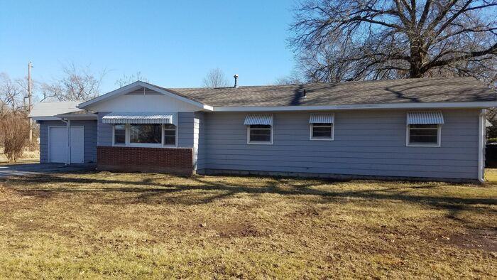 2908 North Michigan Street - Photo 2 of 12