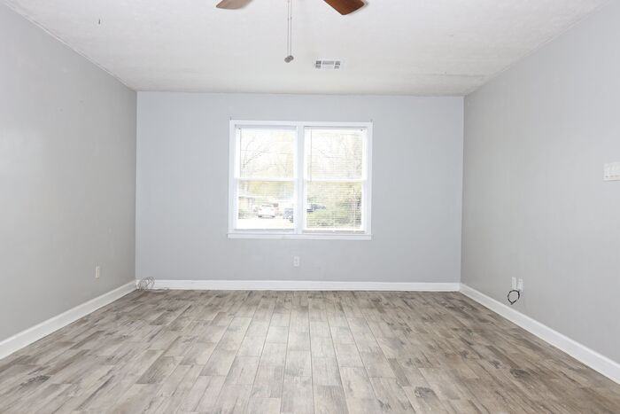 3591 Robert E Lee Drive