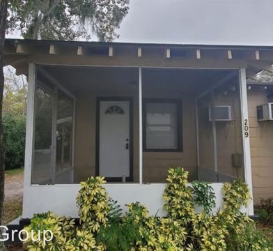 209 Ne 2nd Street Mulberry Fl 33860 2 Bedroom House For