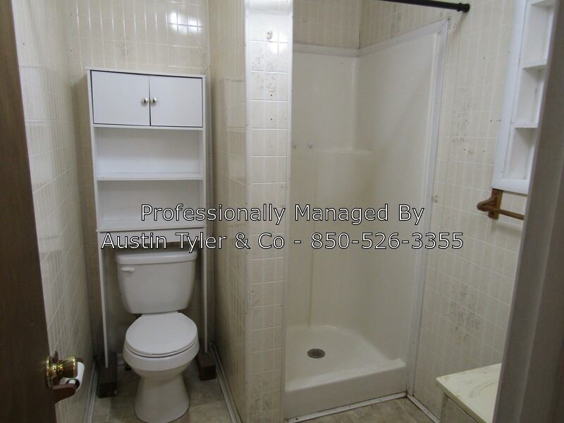 6795 Highway 90 - Photo 2 of 14