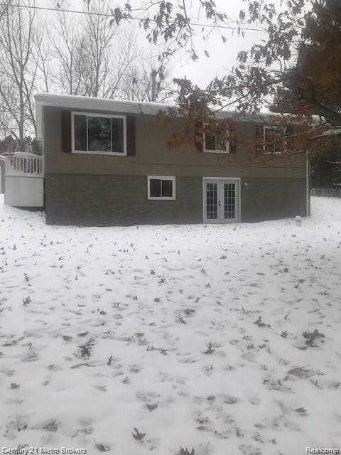 8381 Washburn Rd - Photo 2 of 12