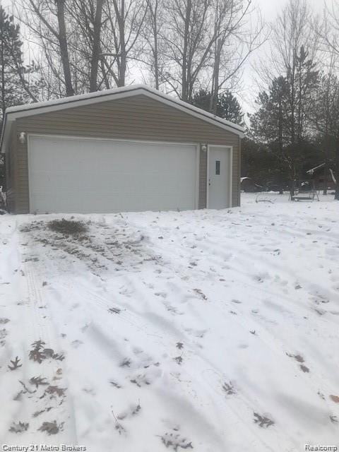 8381 Washburn Rd - Photo 3 of 12