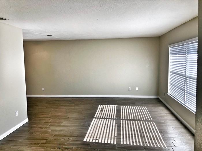 3639 North Ride Drive - Photo 2 of 12