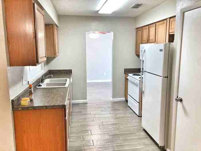 3639 North Ride Drive - Photo 3 of 12