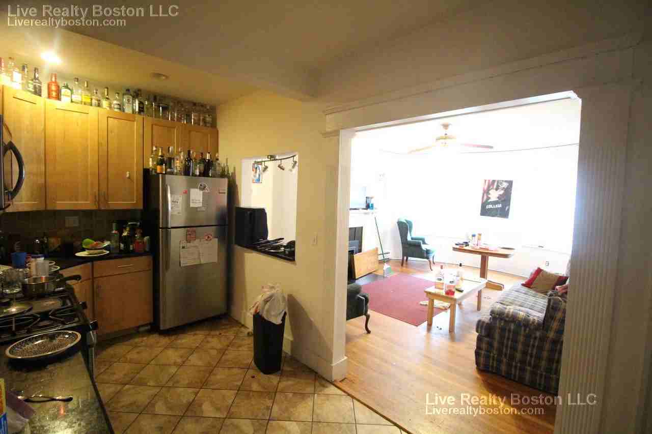 5 Saint Lukes Road - Photo 2 of 4
