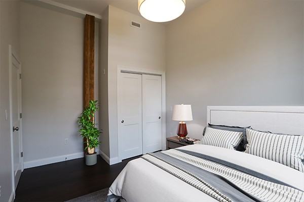 120 Washington Street - Photo 3 of 4