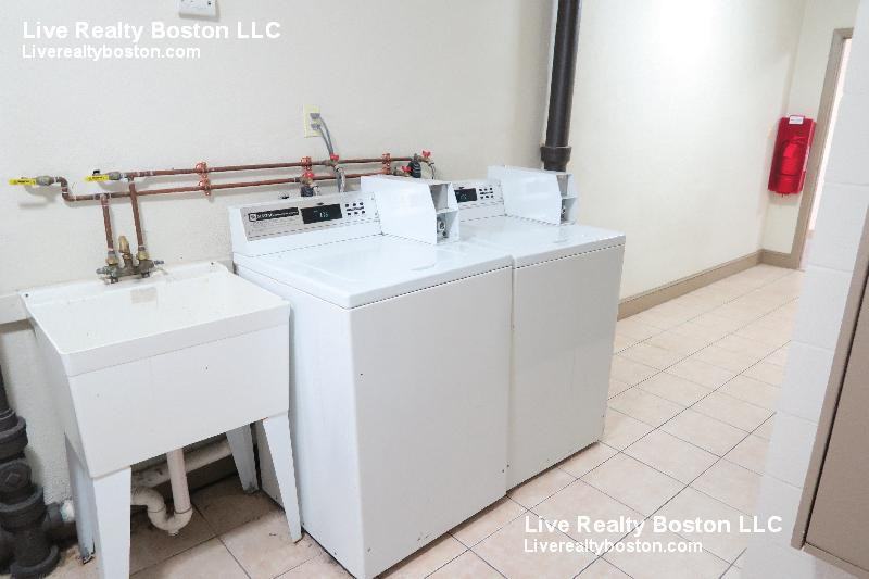 13 Gardner Street - Photo 2 of 3