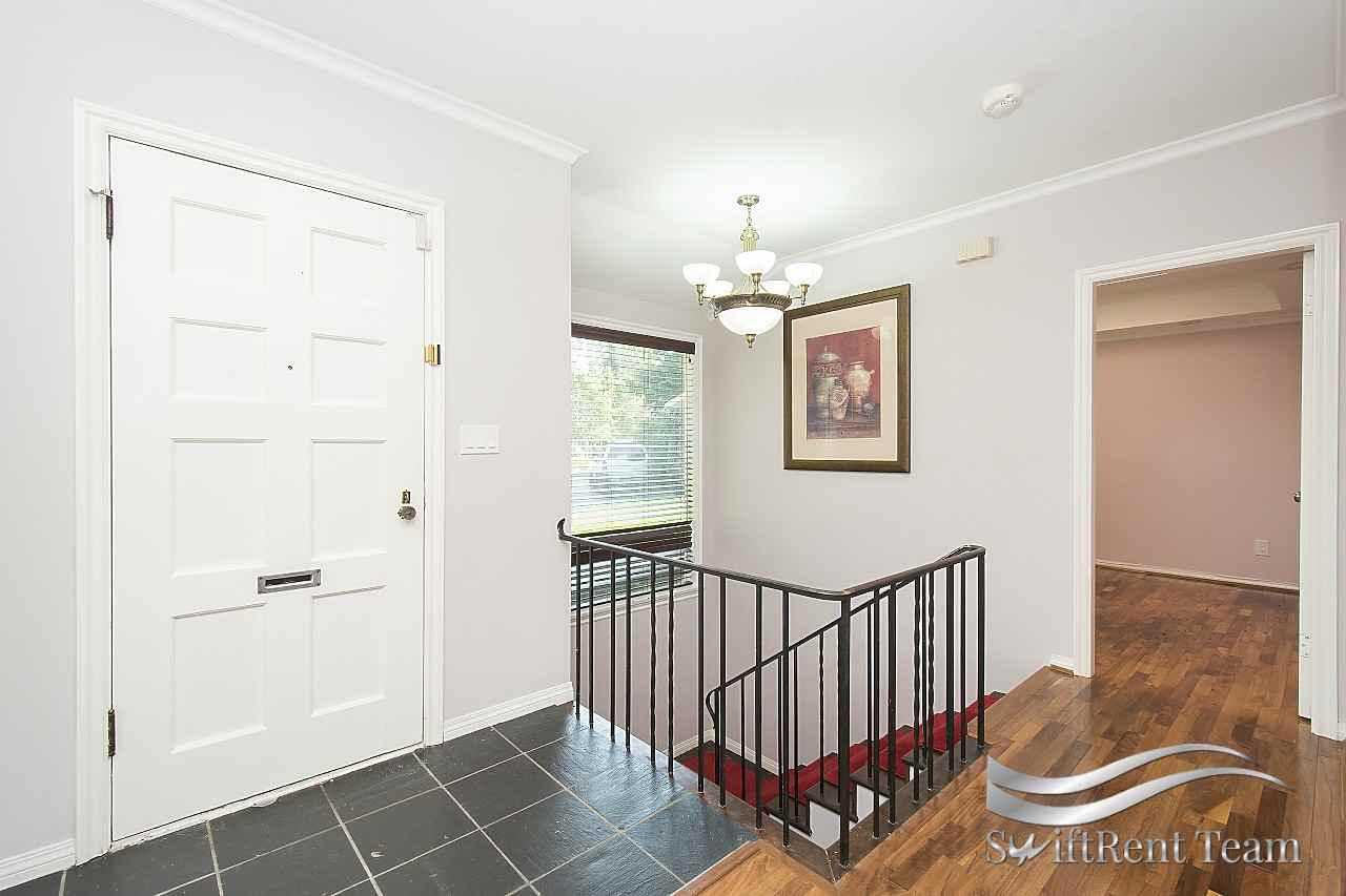 2591 Newmarket Dr - Photo 3 of 34