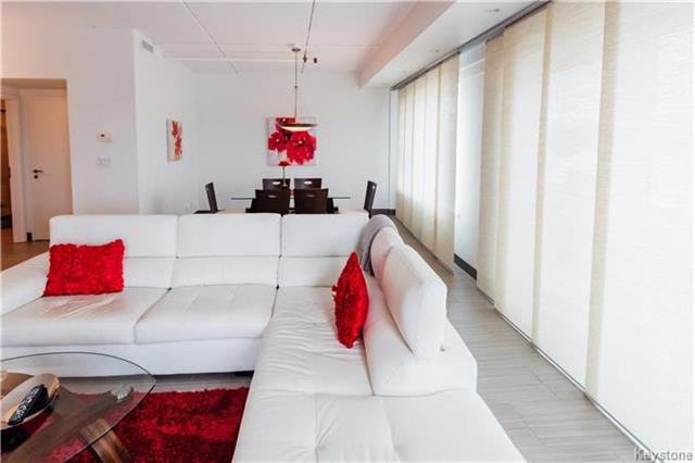 300 401-300 Waterfront Drive - Photo 2 of 17