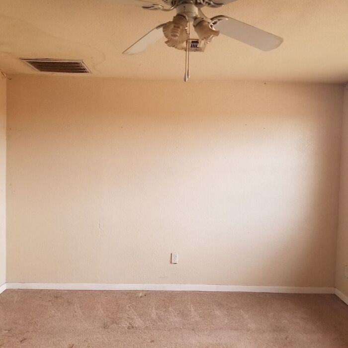 2431 S County Road 1050 - Photo 2 of 4