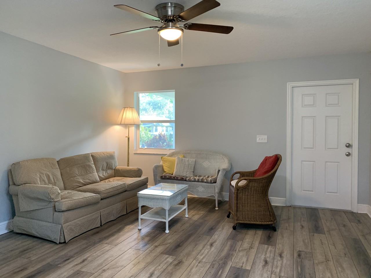 175 Temple Drive - Photo 3 of 9