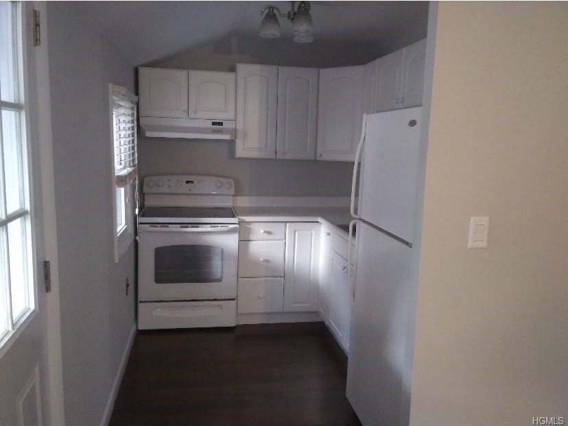 149 Pleasantville Road - Photo 3 of 9