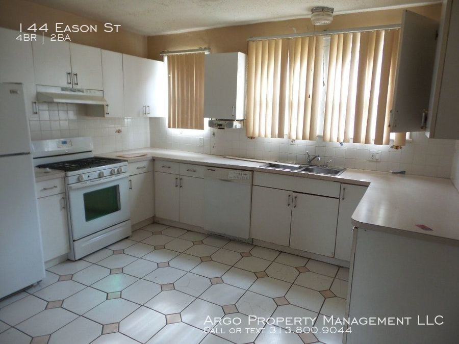 144 Eason St - Photo 3 of 3
