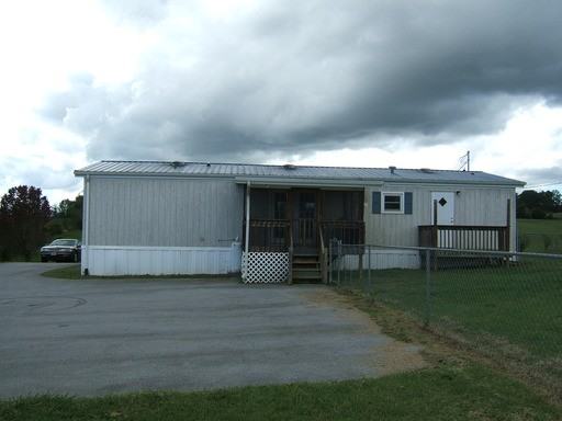 1155 House Rd - Photo 3 of 16