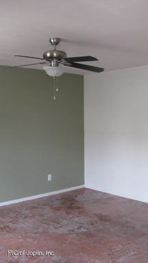 326 Hamilton B - Photo 2 of 4