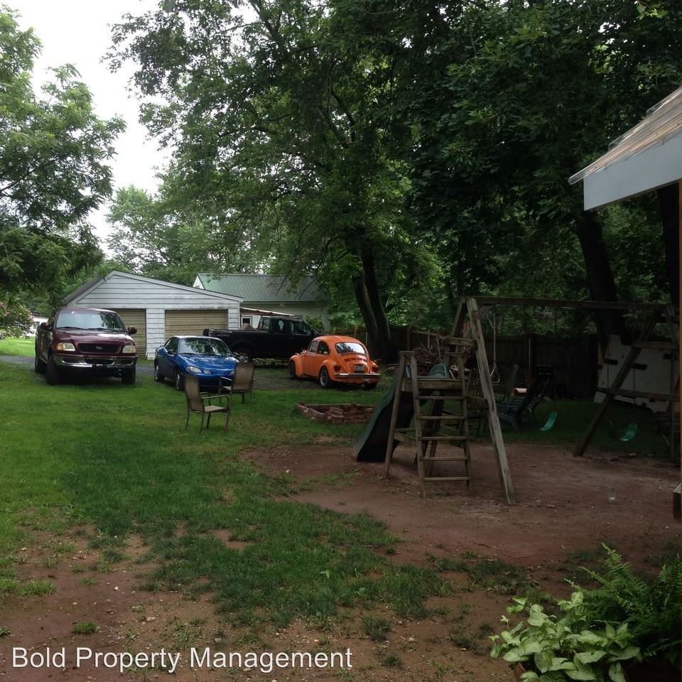 145-147 E Main St - Photo 2 of 22