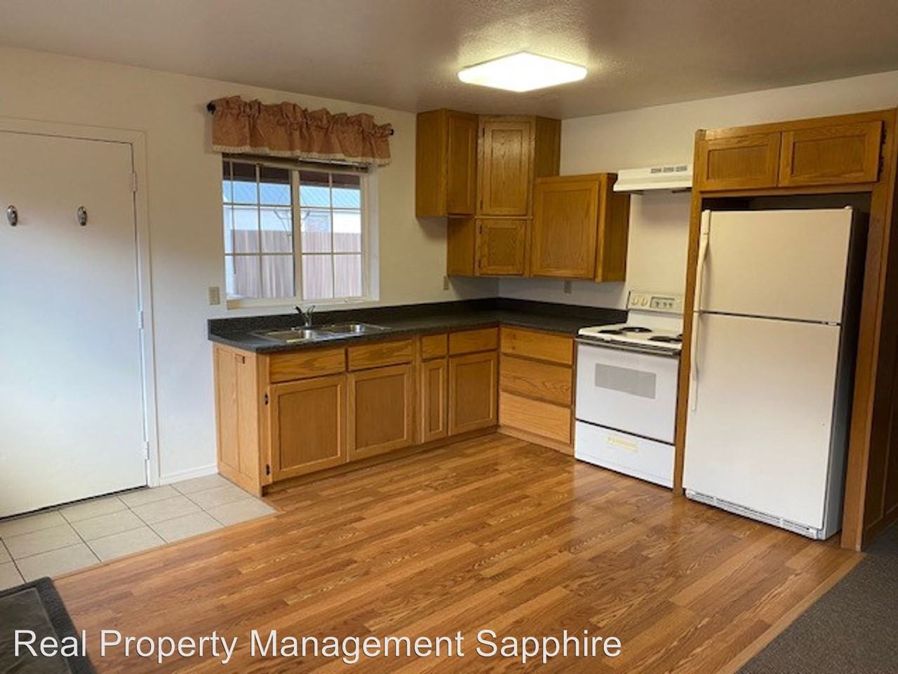 34 Little Drawers Lane - Photo 3 of 13