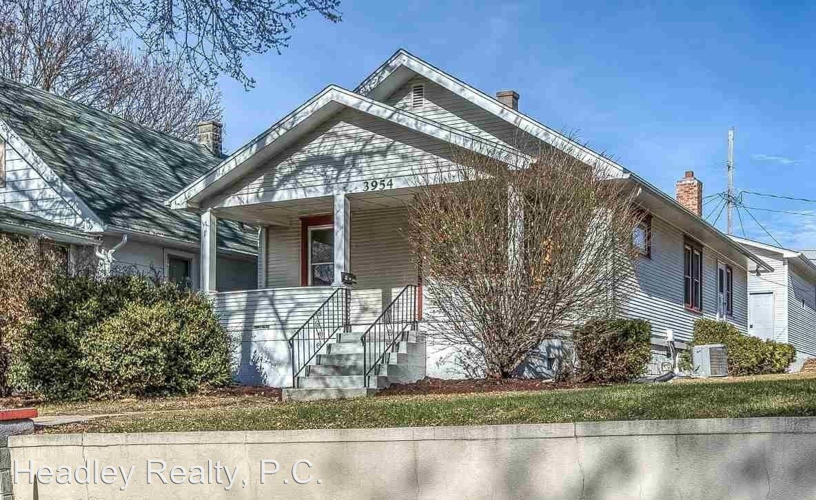 3954 M St - Photo 2 of 7