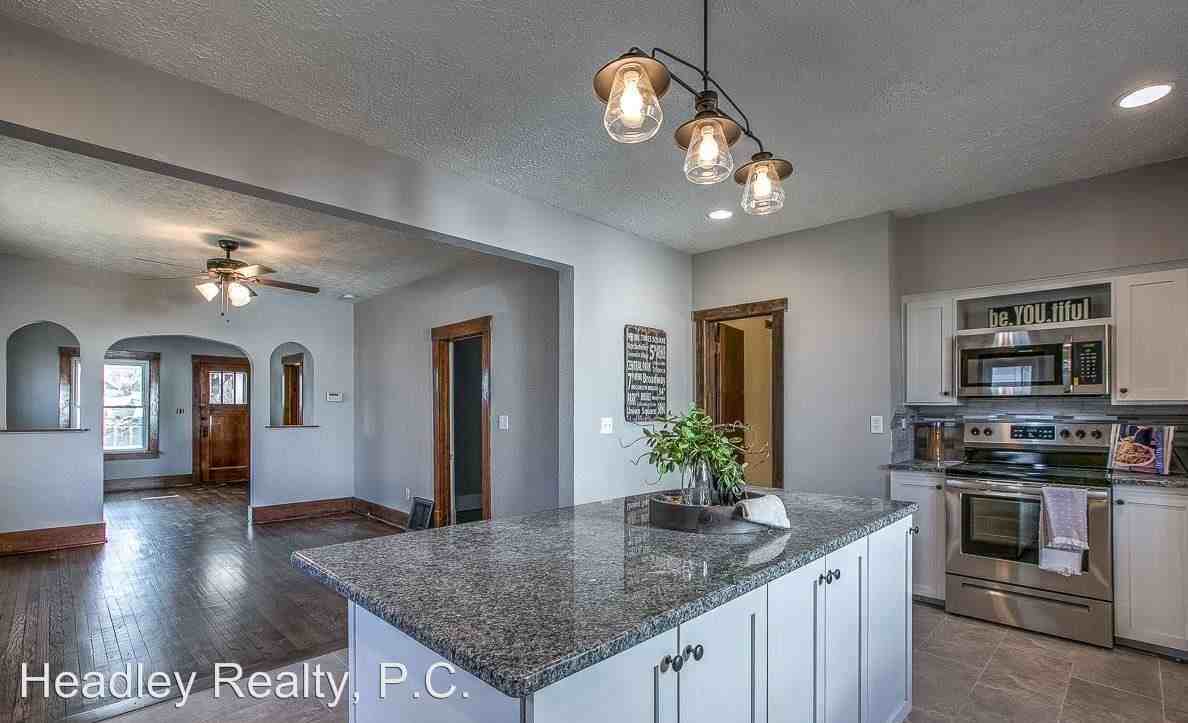 3954 M St - Photo 3 of 7