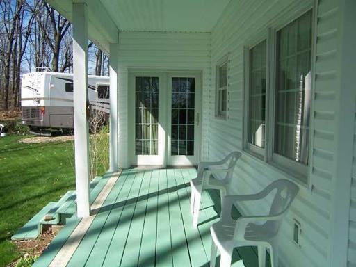 3737 Apple Valley Dr - Photo 2 of 8