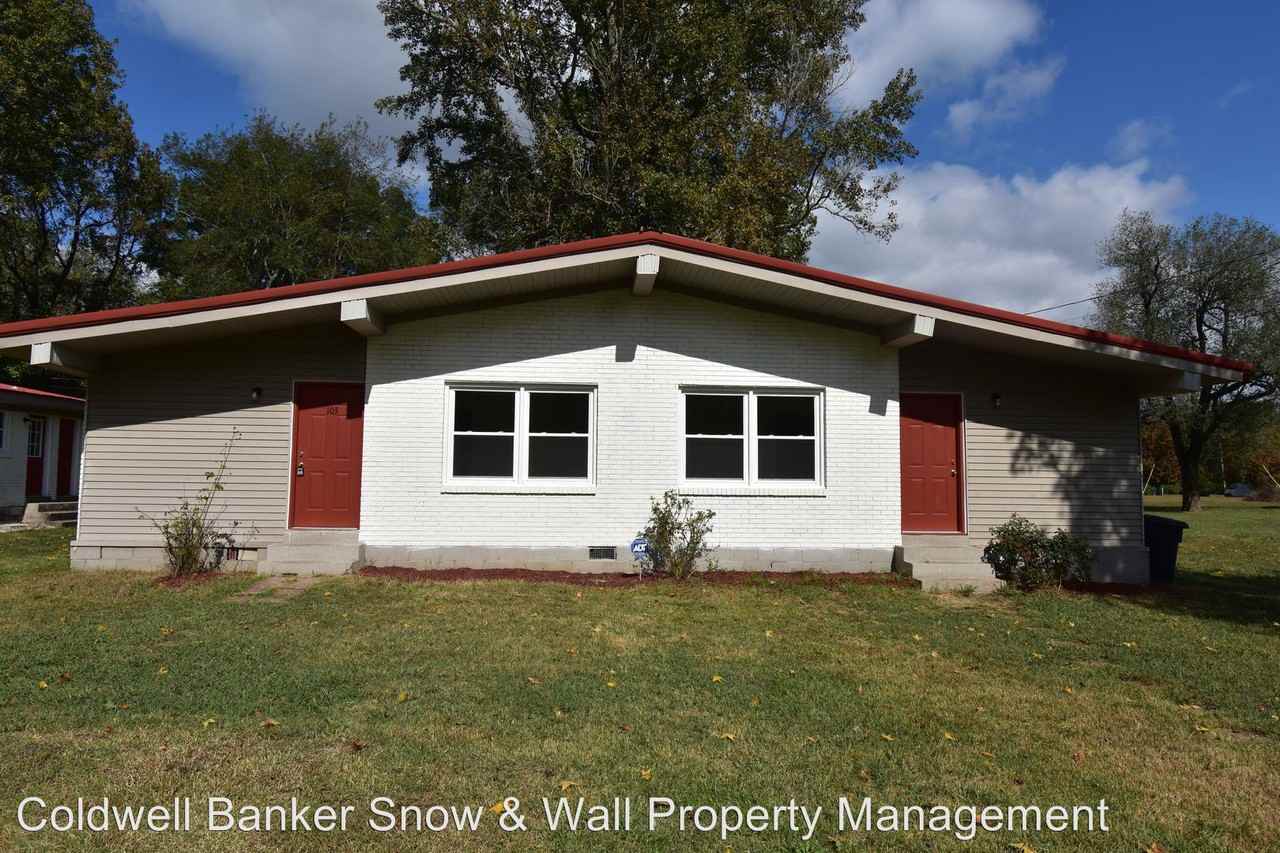 101 Chamberlain Circle - Photo 2 of 12