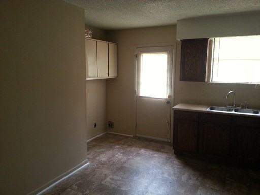 3473 Brick Church Pike - Photo 3 of 5
