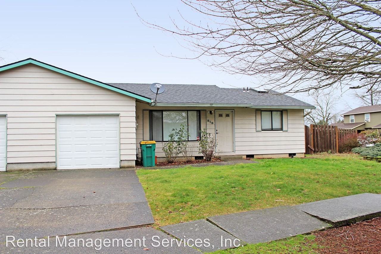 819-821 SW 29th Wy - Photo 2 of 24