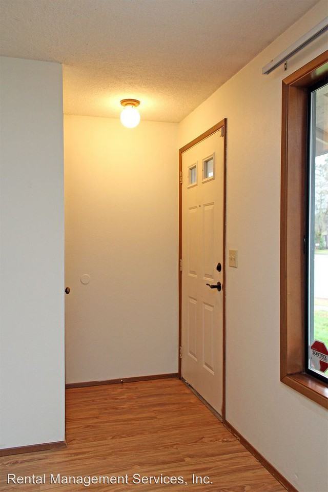 819-821 SW 29th Wy - Photo 3 of 24