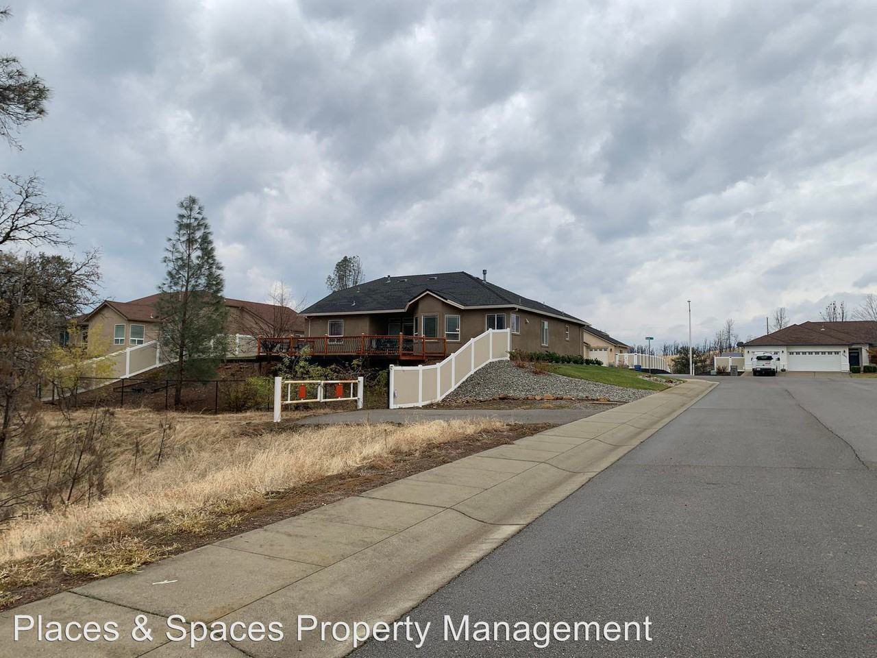 3592 Keel Court - Photo 3 of 31