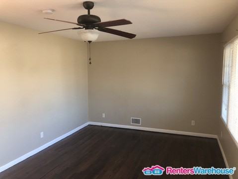 7901 E 99th St - Photo 2 of 12