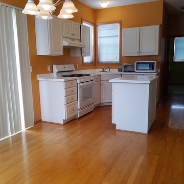 18129 W 82nd St - Photo 6 of 19