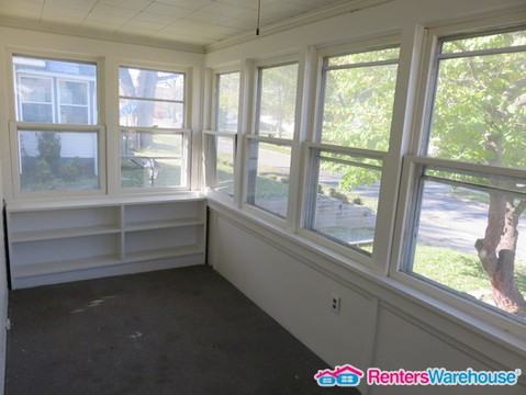 1429 Richmond Ave - Photo 2 of 17