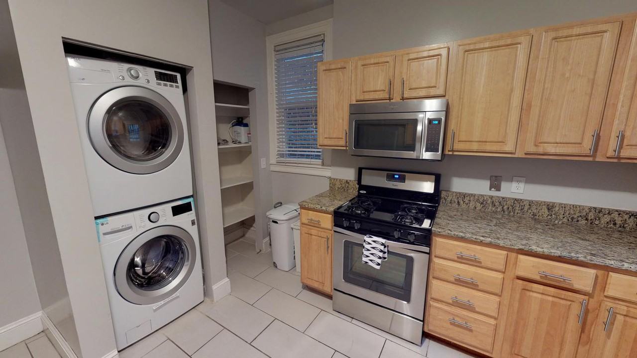Beautiful townhouse at the heart of Adams Morgan - Photo 5 of 14