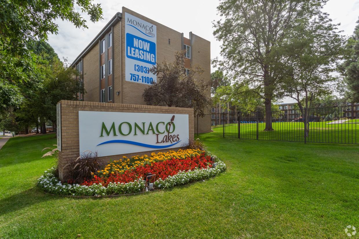 Monaco Lakes II Apartments for Rent 2330 S Kearney St, Denver, CO