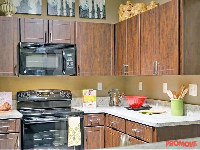 Stonewood at Vinings - Photo 3 of 10