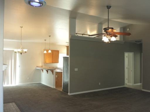 19391 Lake California Dr - Photo 3 of 15