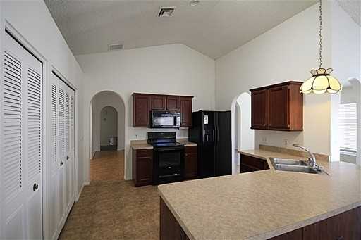 6510 W Grandview Rd - Photo 3 of 12