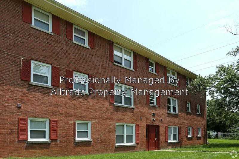 1776 Augusta Ct - Photo 2 of 27