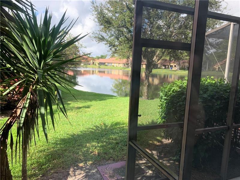 627 N Shore Dr - Photo 2 of 13