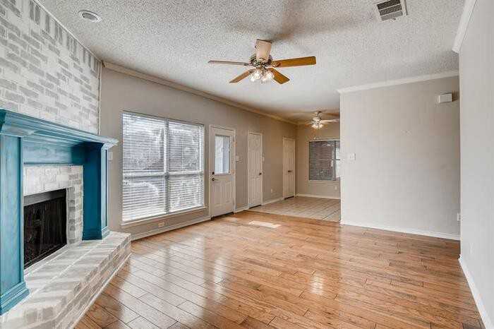 991 Starlight Place - Photo 2 of 16