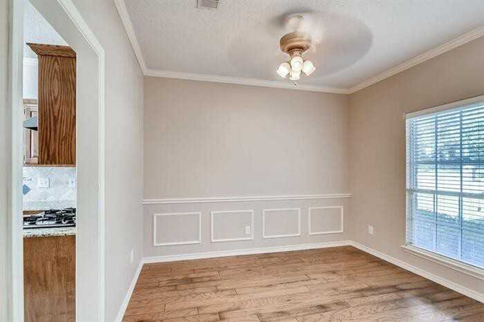 991 Starlight Place - Photo 3 of 16